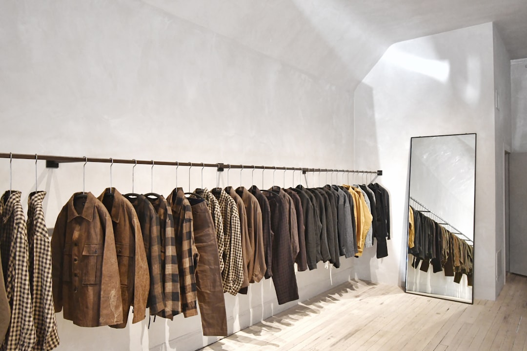 Photo Minimalist closet