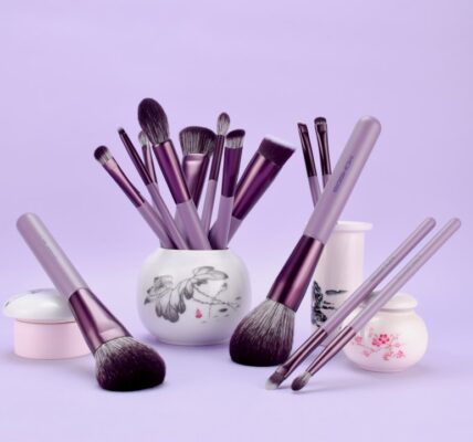 Photo Makeup brushes